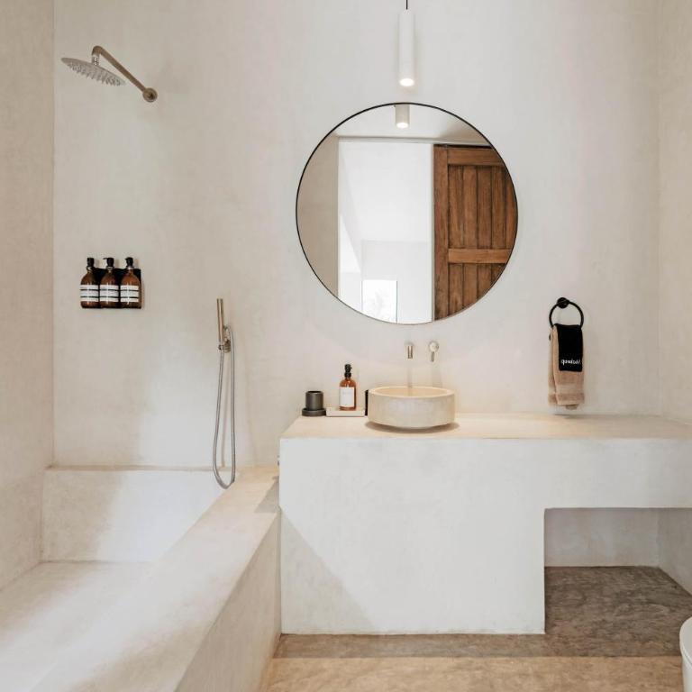 Casa Areca, Awarded Architectural Villa located in a secured gated community, with Concierge services - Villa - 28