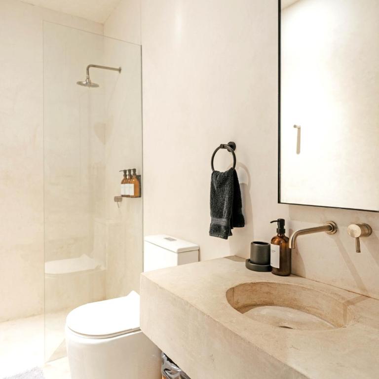 Casa Areca, Awarded Architectural Villa located in a secured gated community, with Concierge services - Villa - 45