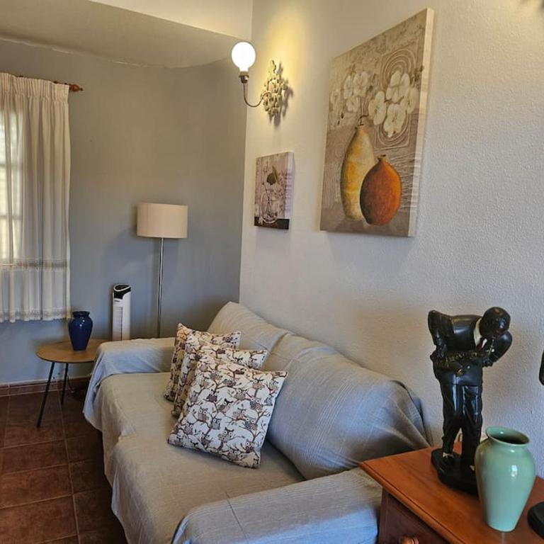 La Casita de Las Lomas - Two-Bedroom House - 6