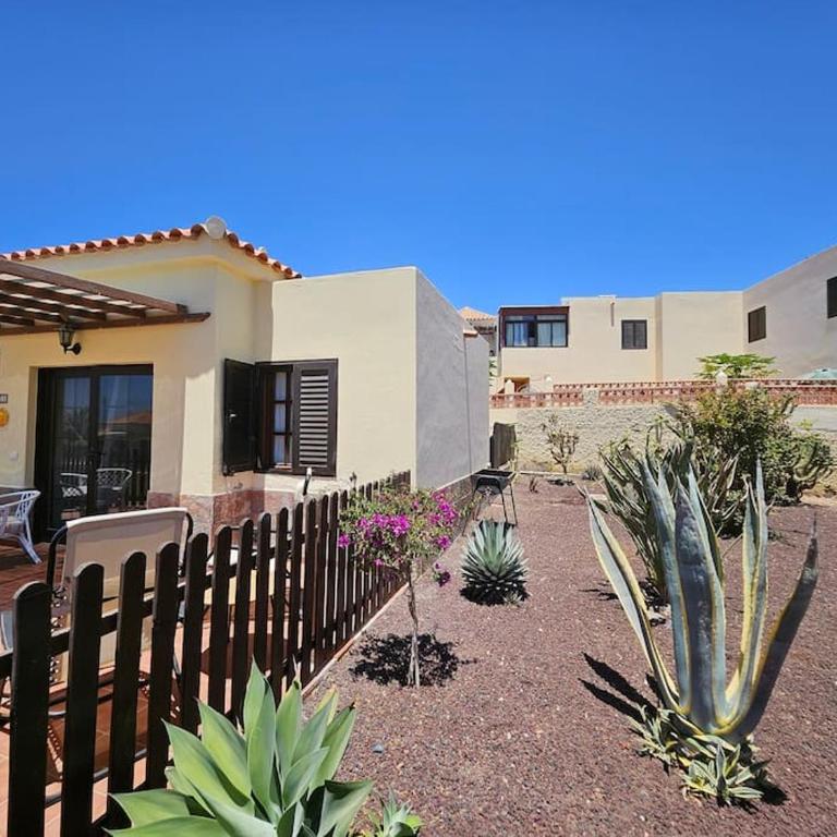 La Casita de Las Lomas - Two-Bedroom House - 2