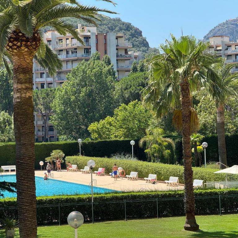 My Resid Appart Cannes vue marina et vue montagne - Studio with Mountain View - 10