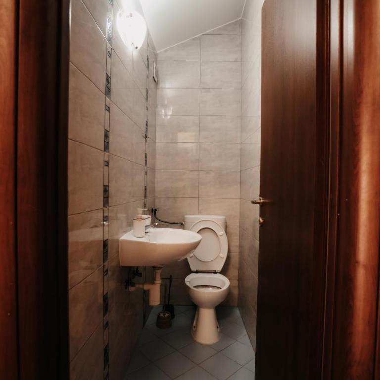 TORO Riverside apartments - Three-Bedroom Premium Apartment - 10