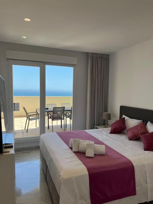 marbella center penthouse - Three-Bedroom Apartment - 14