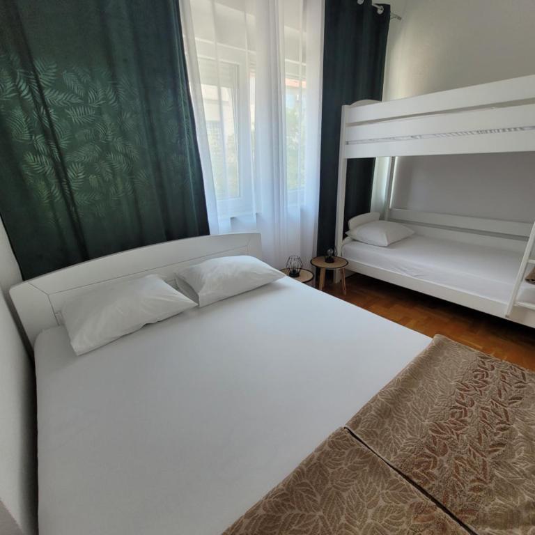 Apartman Natasa (Centar Grada Trebinja) - Apartment - 11