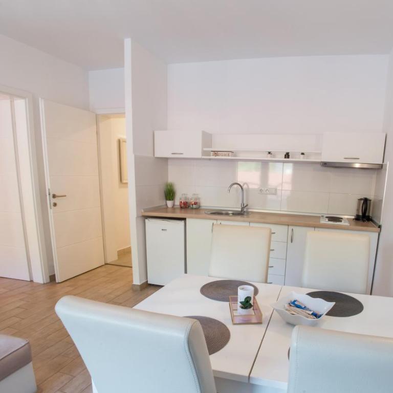 Apartment Diem - One-Bedroom Apartment - 18