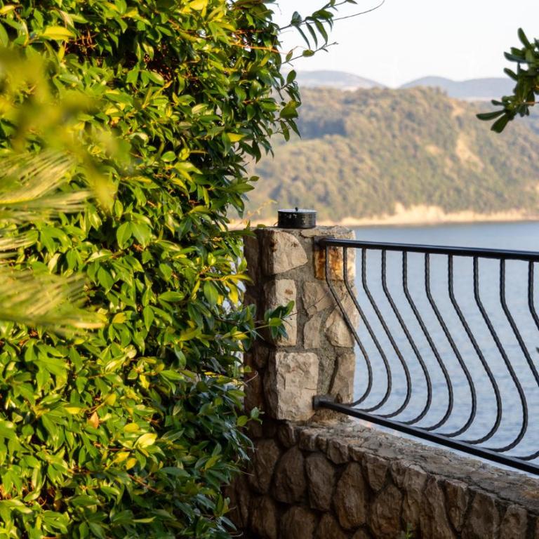 Sveti Luka private beach - One-Bedroom Apartment - 32