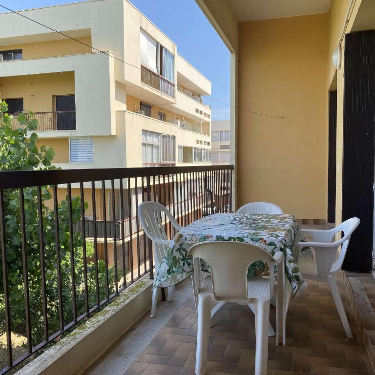 Charmant T3, Proche Thermes, Parking Privé, Wifi, 2 Chambres, 2* - FR-1-553-196 - Apartment - 1