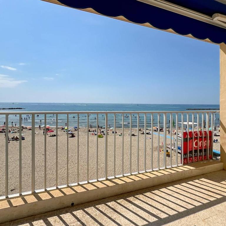 F3 à Palavas, en bord de mer, pour 4 personnes avec grande terrasse - FR-1-559-31 - Appartement - 9