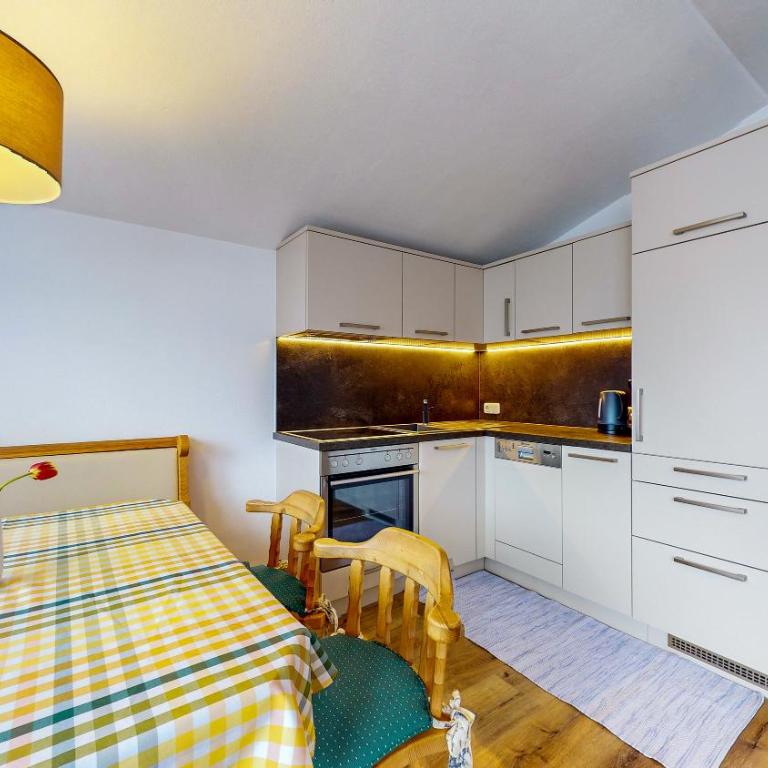 Café Pension Heim - Apartment mit 1 Schlafzimmer und Balkon - 9