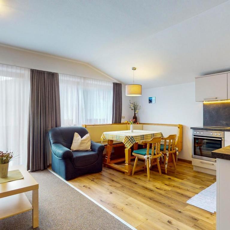 Café Pension Heim - Apartment mit 1 Schlafzimmer und Balkon - 12