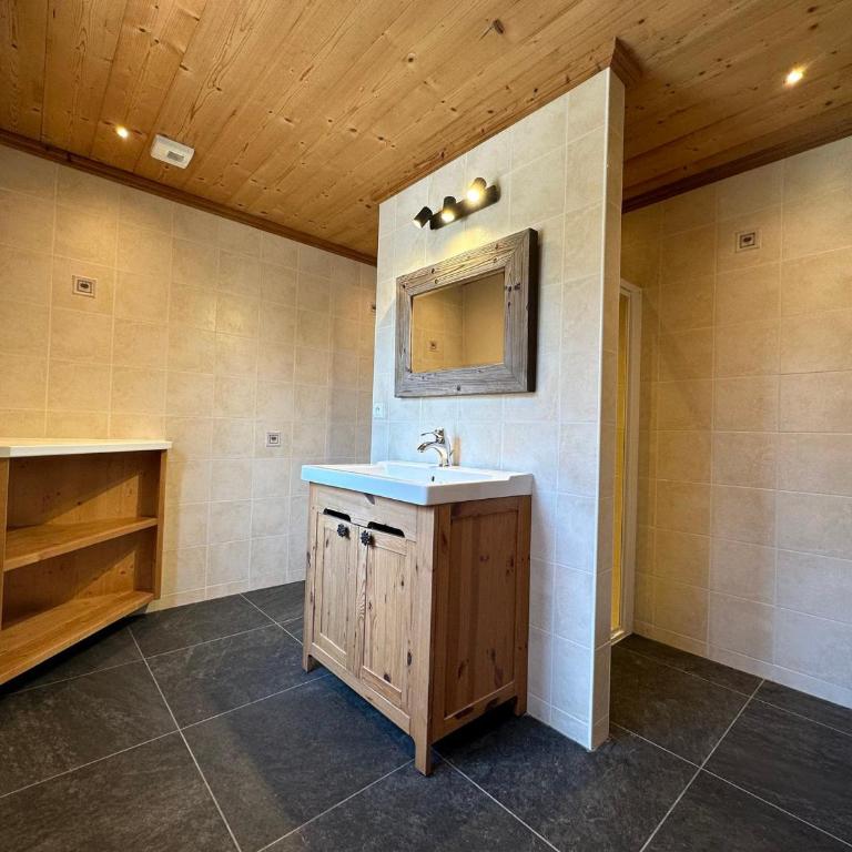 Chalet traditionnel vue montagne - 12 pers. - FR-1-624-93 - Chalet (10 Erwachsene) - 8