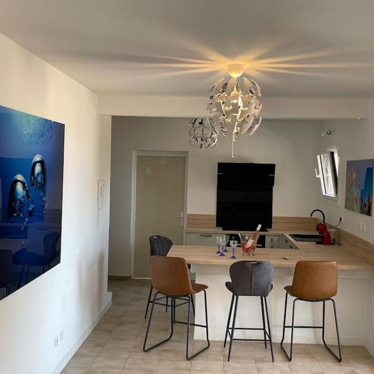 Villa Bleu Antheor - One-Bedroom Apartment with Sea View and Terrace - 6