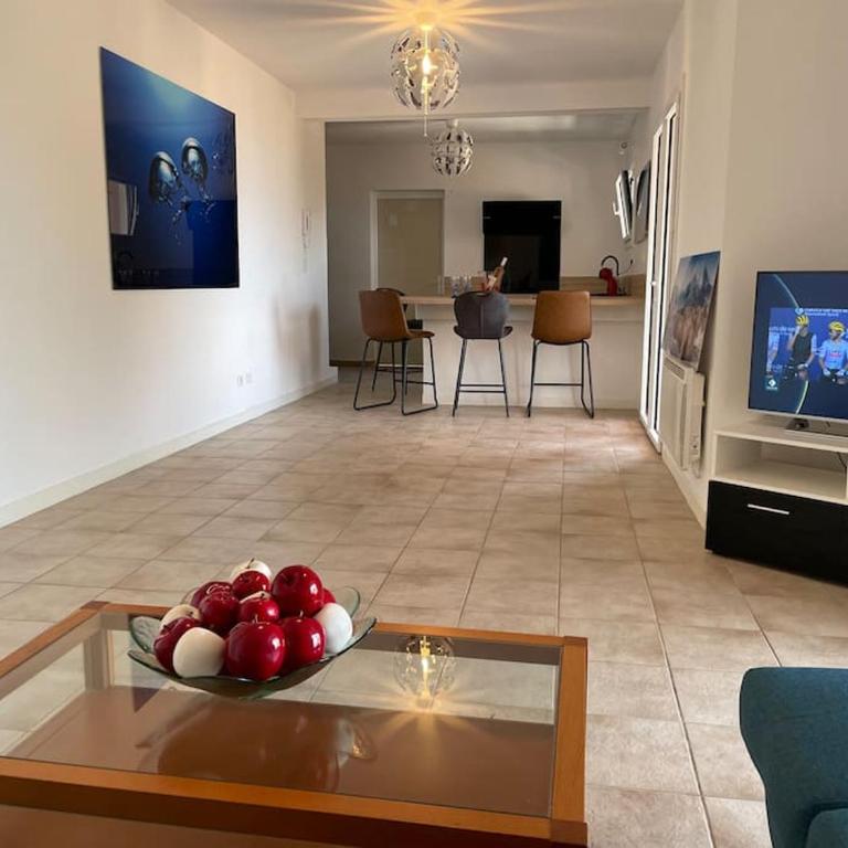Villa Bleu Antheor - One-Bedroom Apartment with Sea View and Terrace - 13