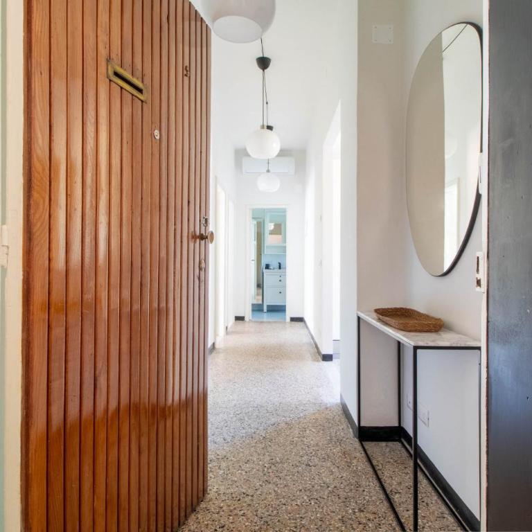 Iris by PortofinoHomes - Appartamento con 2 Camere da Letto - 50
