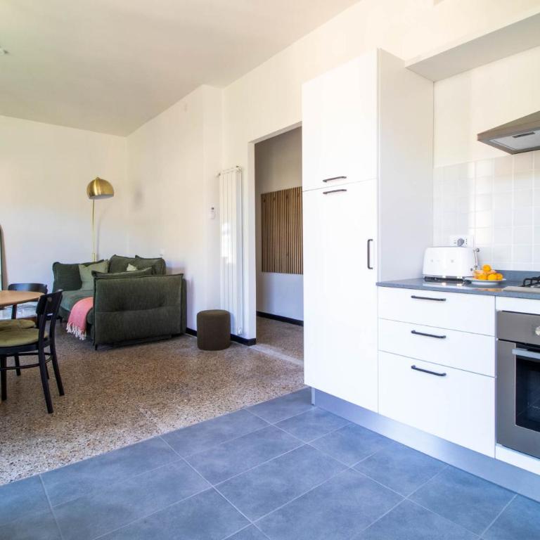 Iris by PortofinoHomes - Appartamento con 2 Camere da Letto - 56