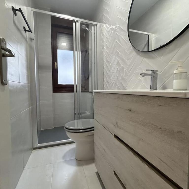 Loft in Uribarri - Two-Bedroom Apartment - 4