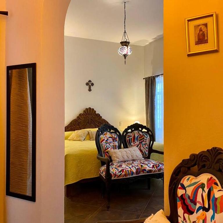 Spacious Centro Gem, Garage Jacuzzi, Near Rosewood - Five-Bedroom House - 9