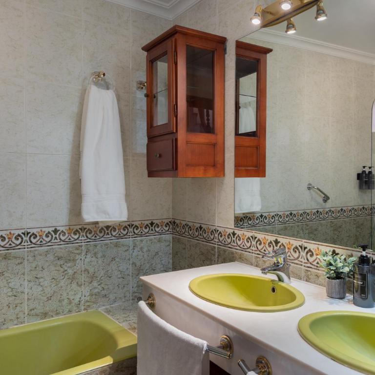 Encantadora casa en el Casco Antiguo de Marbella - Villa - 15