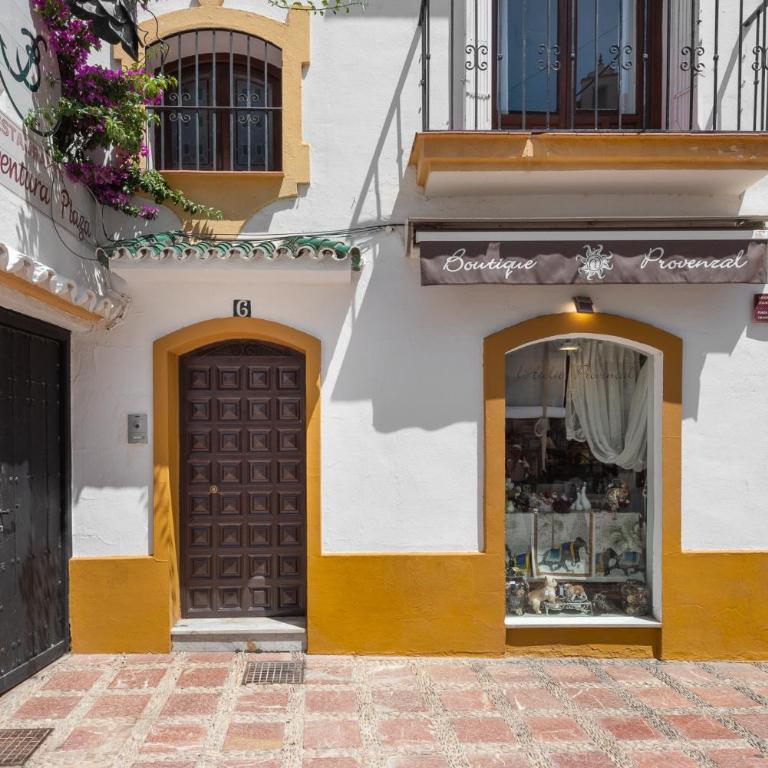 Encantadora casa en el Casco Antiguo de Marbella - Villa - 22