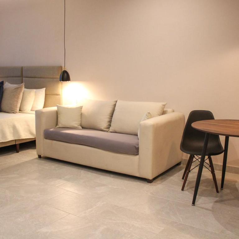 Nayfer Suites - Standard Suite - 9