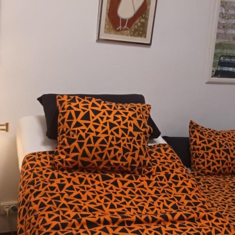 Deusto. Piso + wifi internet T. V. y garaje - Three-Bedroom Apartment - 33