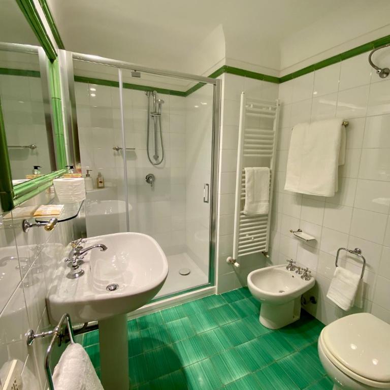 B&B Le Rondini - Sirolo - Camera Matrimoniale con Bagno Privato - 8