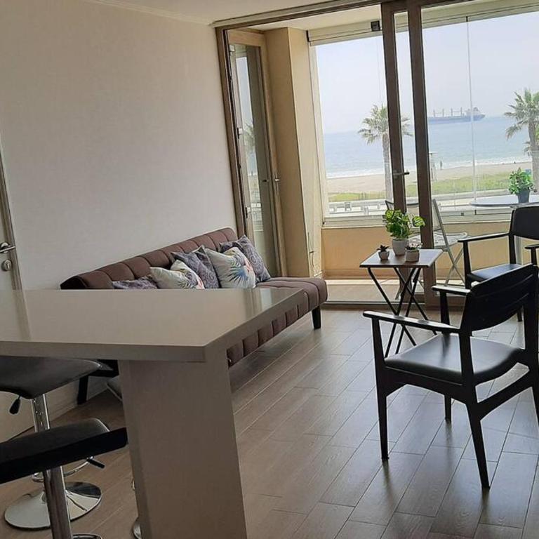 Hermoso Departamento frente a la Playa - Apartamento de 2 dormitorios con terraza y vistas al mar - 11