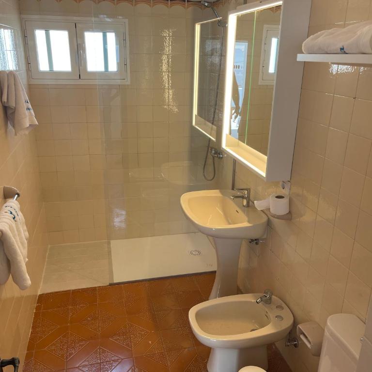 Villa Carmiña - Three-Bedroom Villa - 48