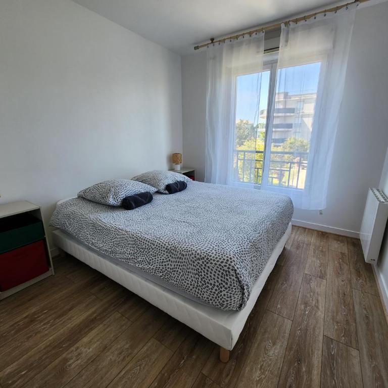 Cozy apartment, Balcon, Parking, 5' Disneyland - Two-Bedroom Apartment - 15