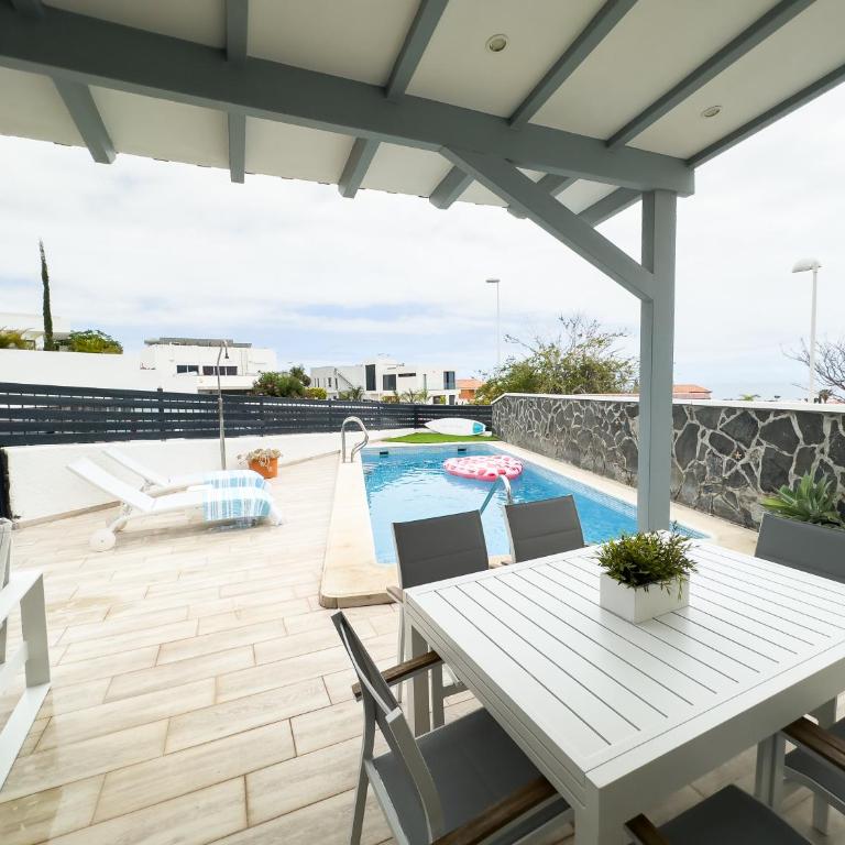 Tranquil 2BR Villa :Private Pool & Ocean Views - Villa con piscina privada - 16