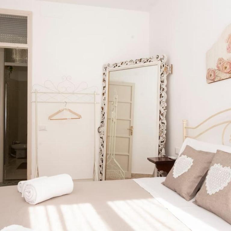 Lonero 32 Trapani - Appartamento Standard con 3 Camere da Letto - 9