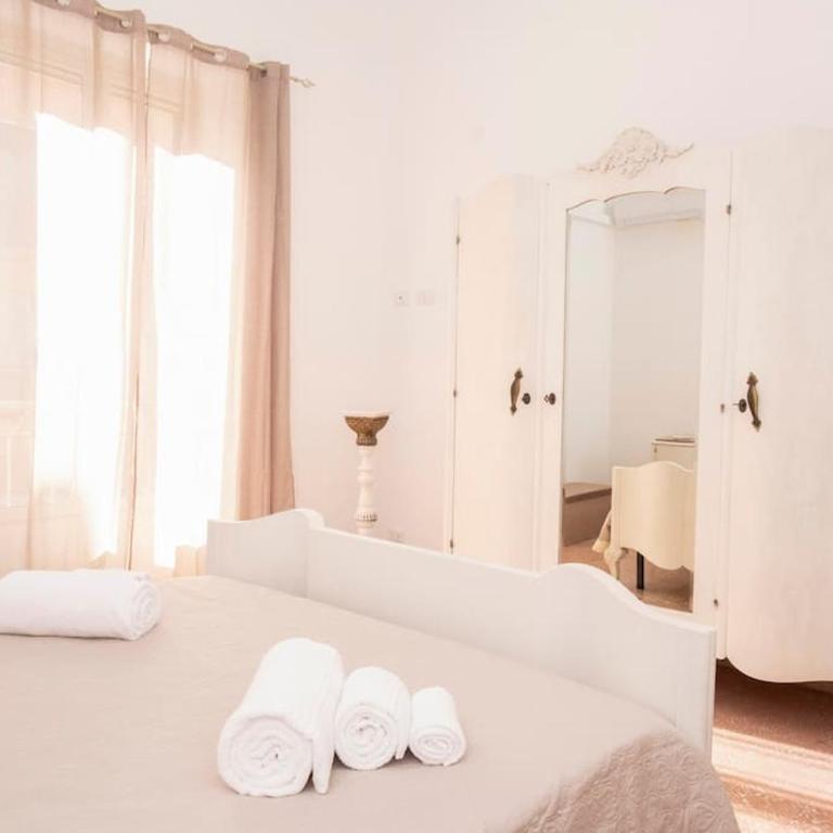 Lonero 32 Trapani - Appartamento Standard con 3 Camere da Letto - 16