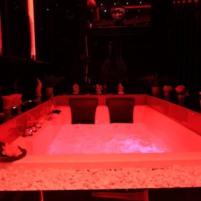 Albicocche Suite Catania - Suite with Hot Tub - 1