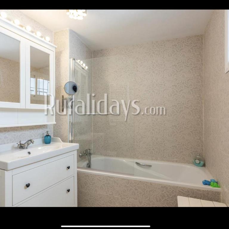 La casa de Pascal - Four-Bedroom House - 26