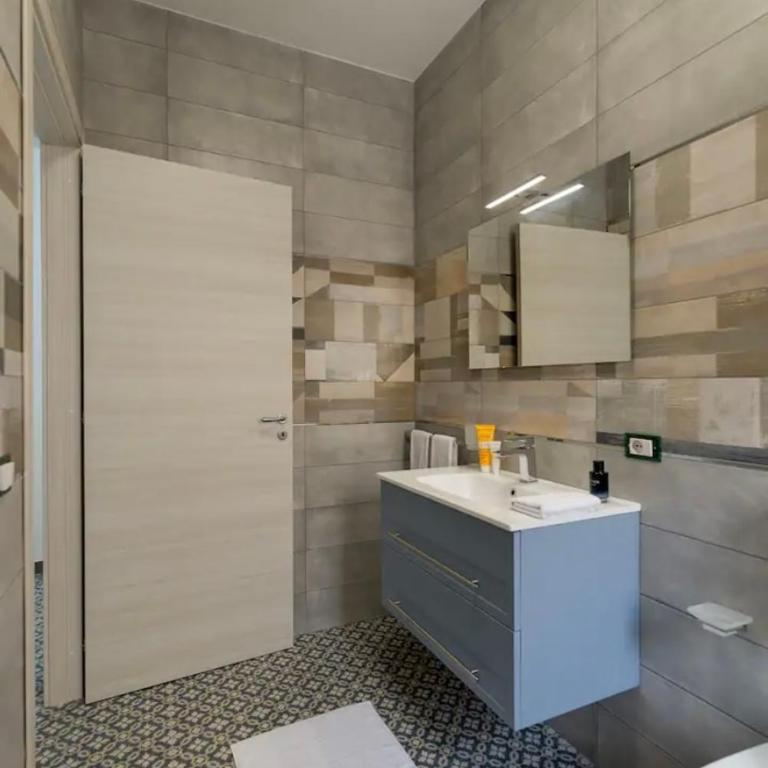 Da Salvo - Apartment with Sea View - 17