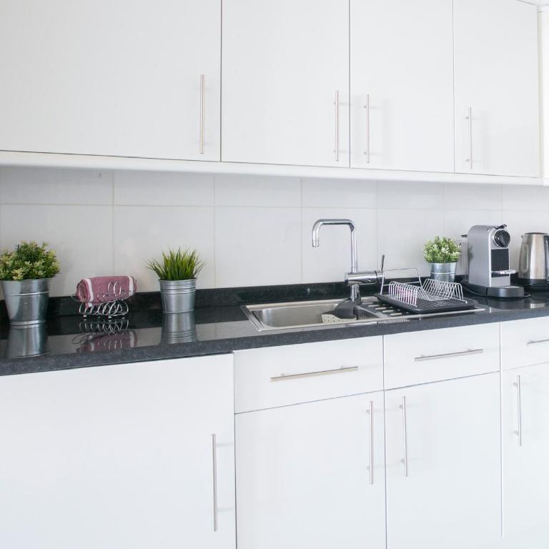 Beautiful 1 Bedroom Luxury Apartment next to Champs-Elysées - PC62A - Appartamento con 1 Camera da Letto - 8