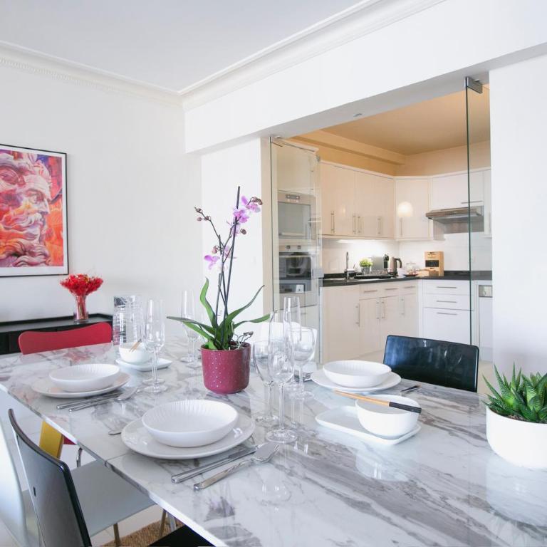 Beautiful 1 Bedroom Luxury Apartment next to Champs-Elysées - PC62A - Appartamento con 1 Camera da Letto - 6