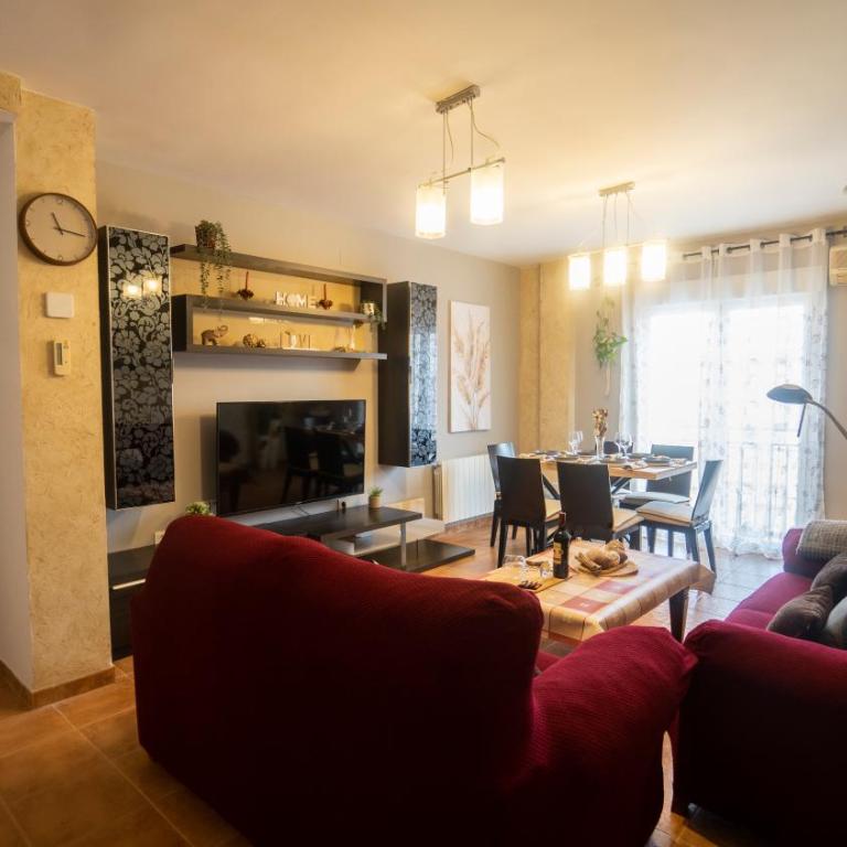 H&H Suite Abrazo de Granada - Three-Bedroom Apartment - 2