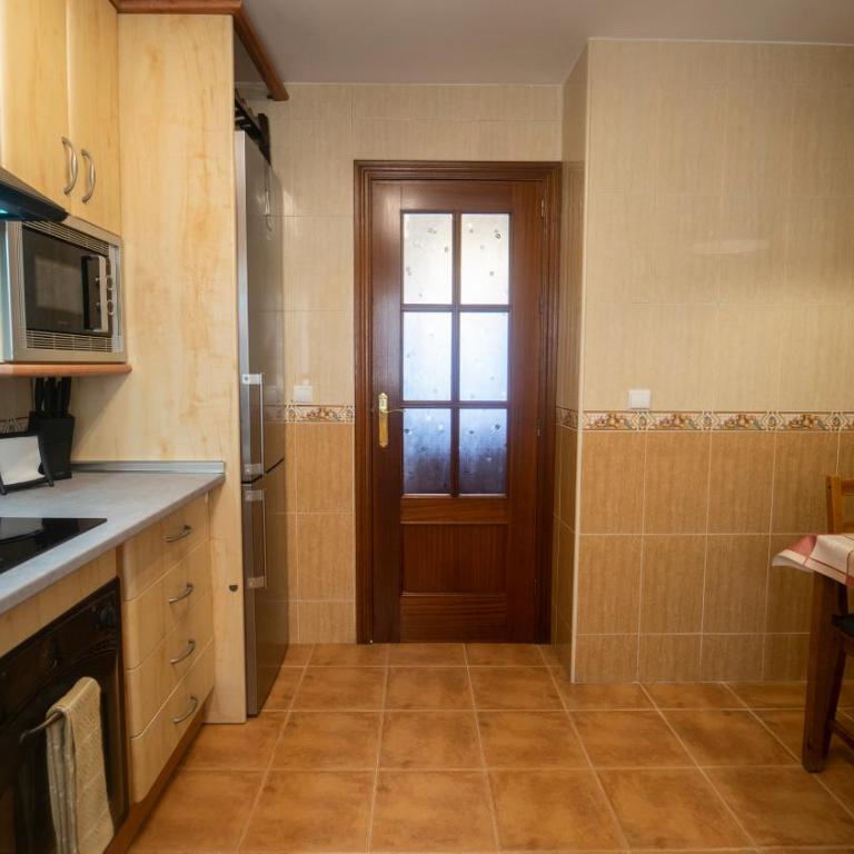 H&H Suite Abrazo de Granada - Three-Bedroom Apartment - 26