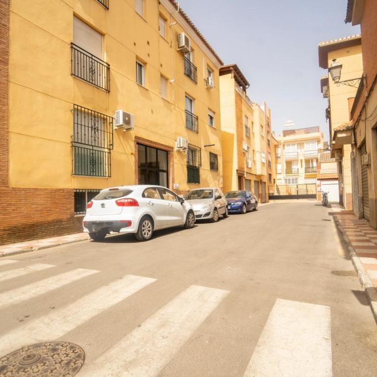 H&H Suite Abrazo de Granada - Three-Bedroom Apartment - 44