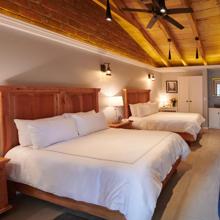 Hacienda Valentino - Standard Quadruple Room - 2
