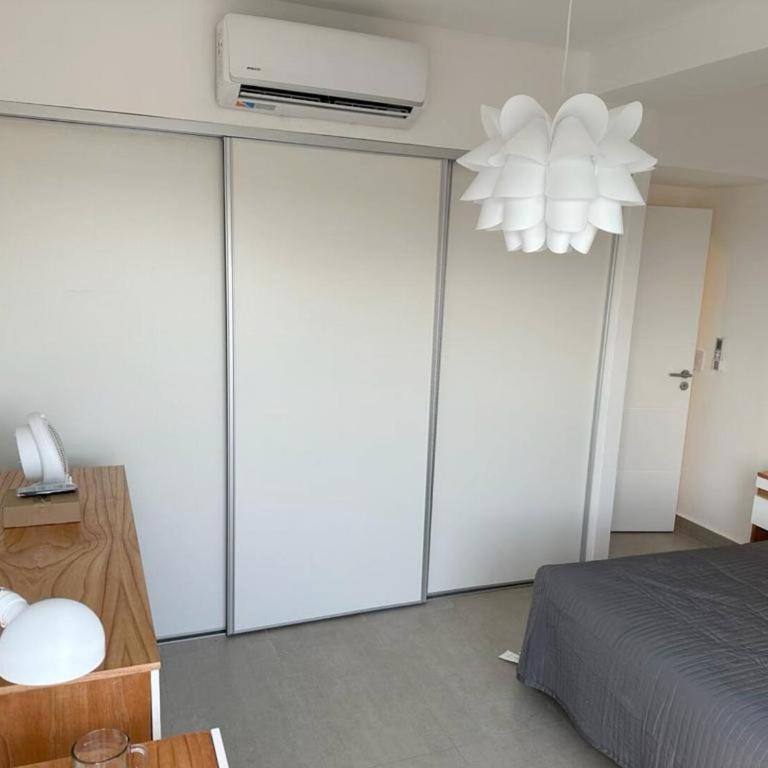 Penthouse Panorámico a Estrenar en Sofisticado Barrio y Edificio 100m2 Piscina Salon de Eventos Gym - Apartamento Deluxe - 77