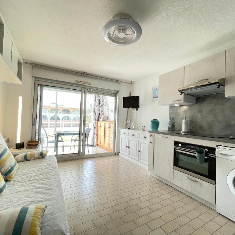 T2 avec loggia vitrée, terrasse, parking à Sète - FR-1-338-589 - Apartamento - 3