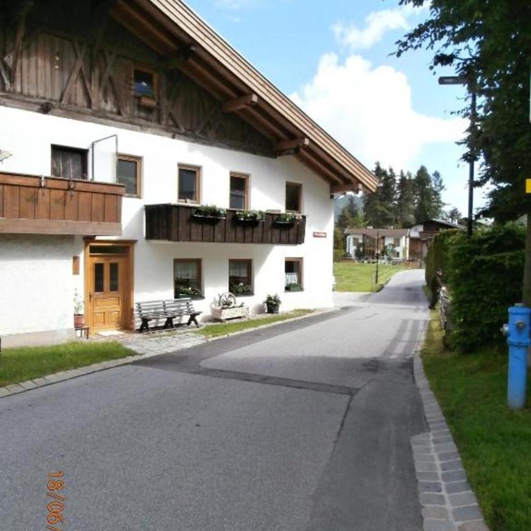 Schneiderhof Appartements - Apartment mit 3 Schlafzimmern und Bergblick - 2