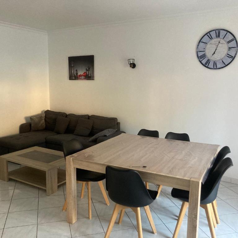A deux pas du Rhone - Standard Apartment - 10