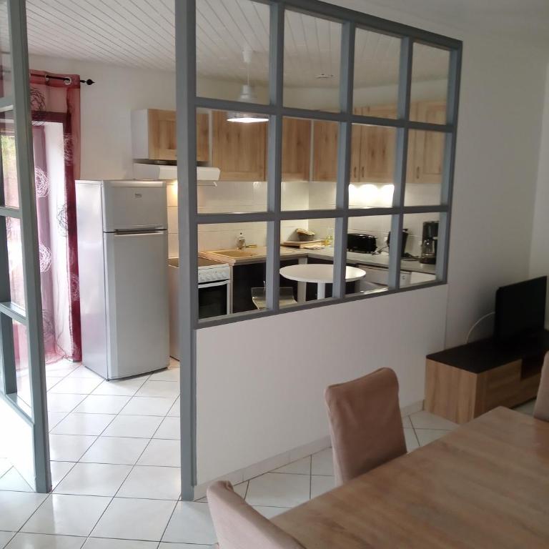 A deux pas du Rhone - Standard Apartment - 15