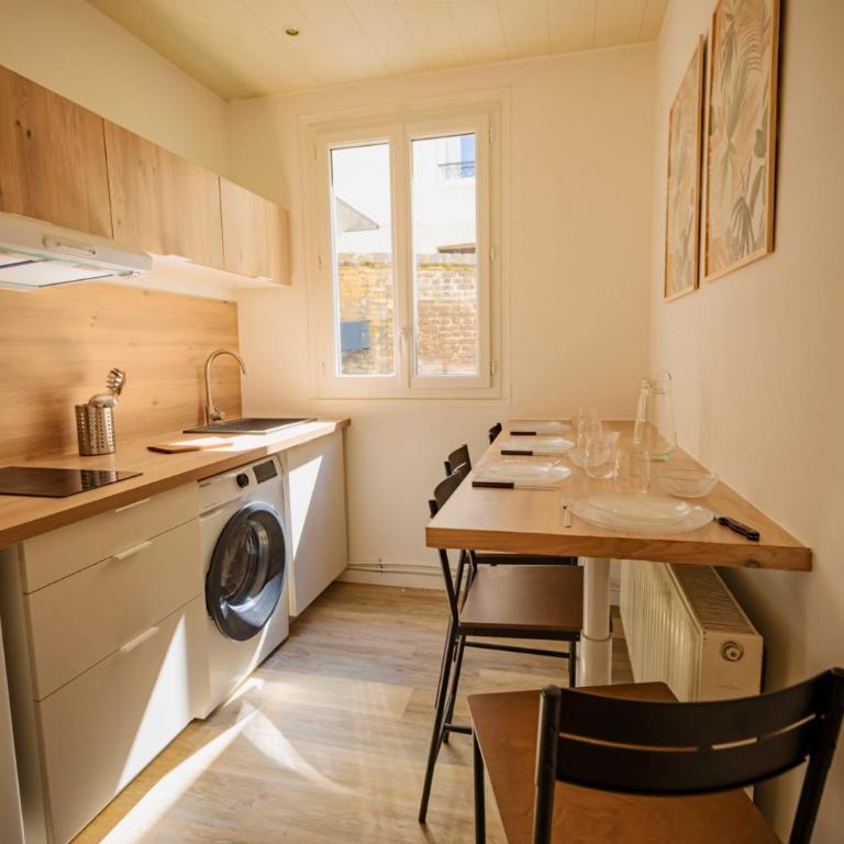 Le Nid Secret avec Parking privé gratuit à 5 min à pied de la plage - Appartement 1 Chambre - 7