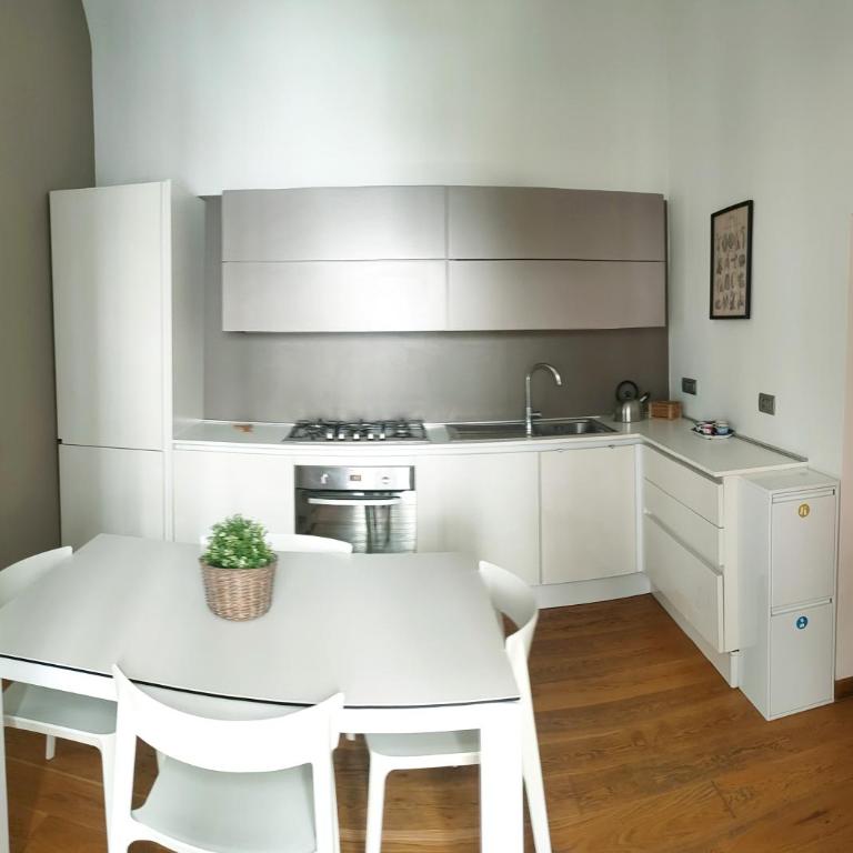 Casa Vacanze Corpo di Napoli - Appartamento con 2 Camere da Letto - 13