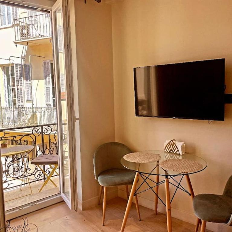 Masséna street, 2 rooms balcony - Appartement 1 Chambre - 12