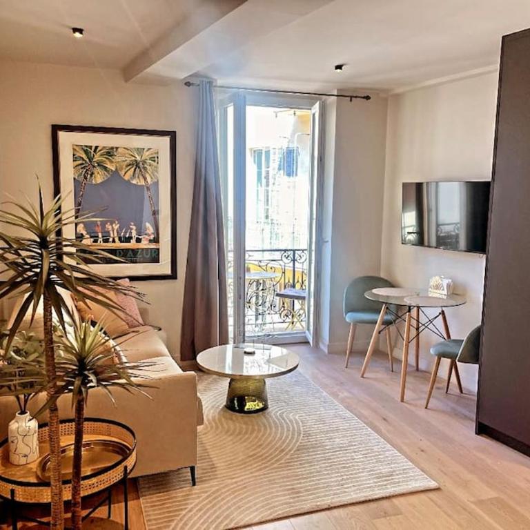 Masséna street, 2 rooms balcony - Appartement 1 Chambre - 14